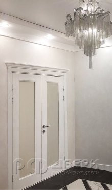 Межкомнатная дверь Италия 1 ПО (Эмаль слоновая кость/Стекло бронзовое заливной витраж)